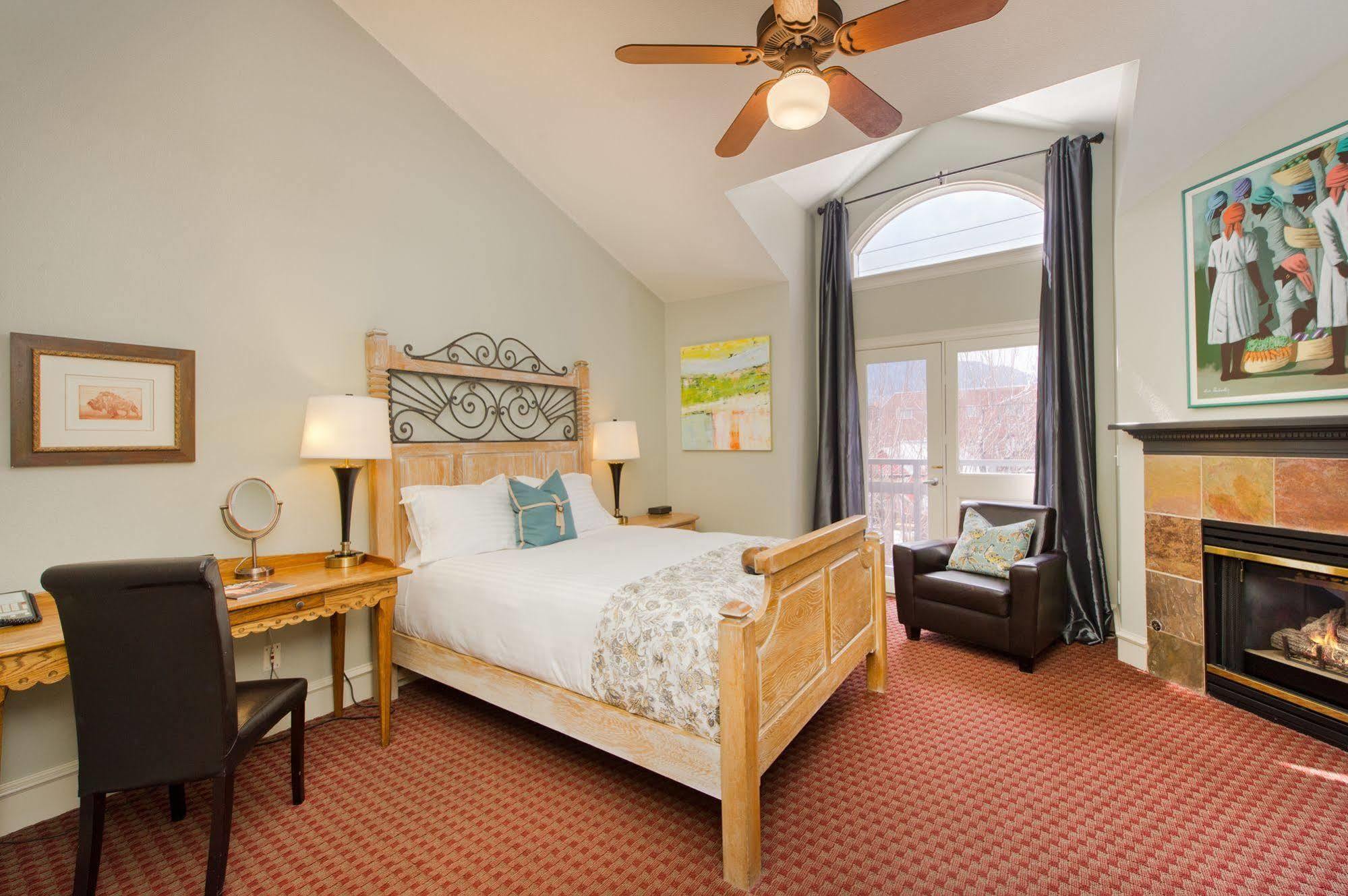 The Bradley Boulder Inn Экстерьер фото