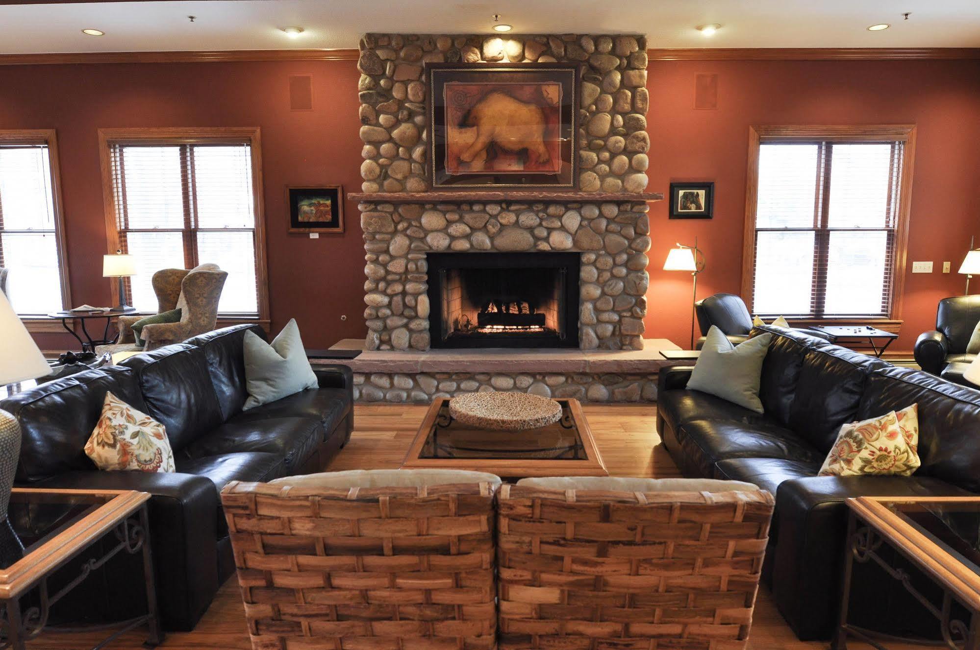 The Bradley Boulder Inn Экстерьер фото