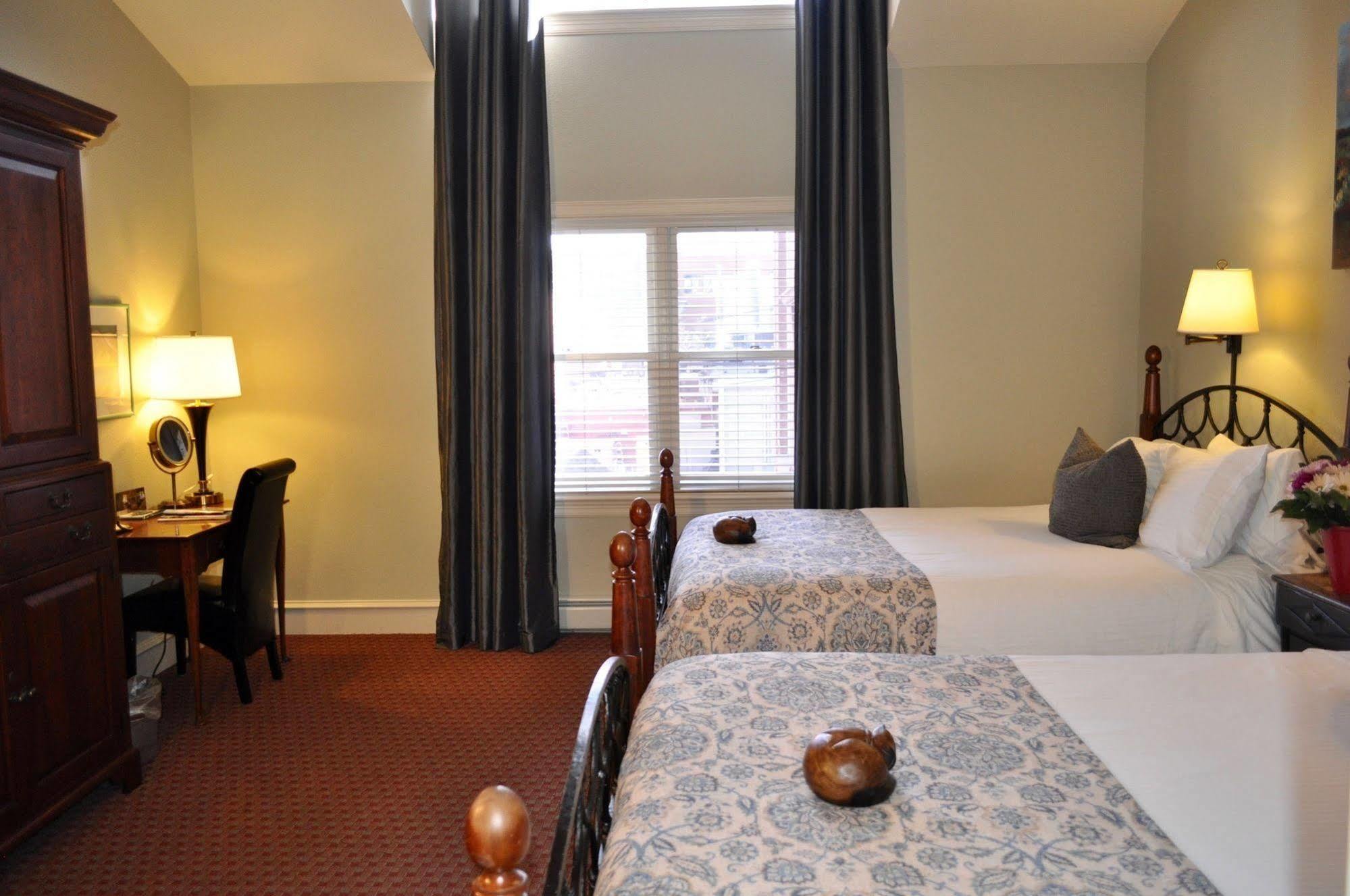 The Bradley Boulder Inn Экстерьер фото